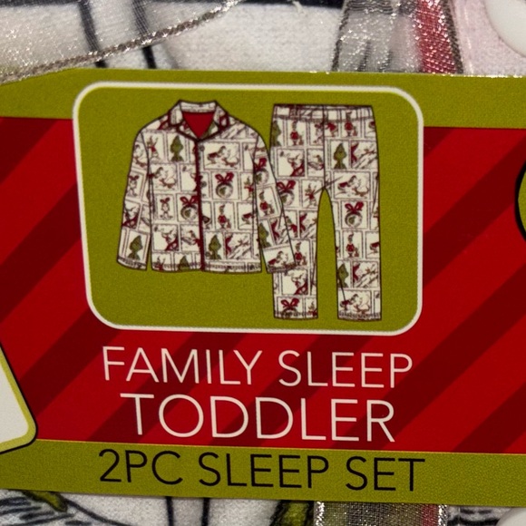 The Grinch Christmas 2pc Pajama Set - Picture 1 of 4